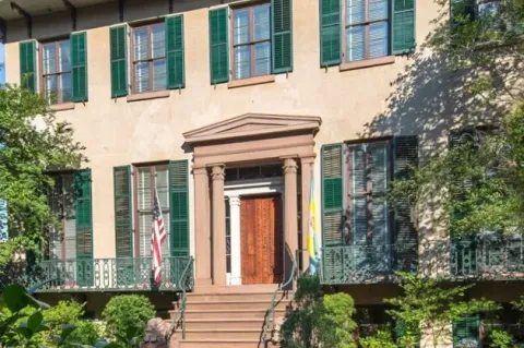 Andrew Low House images